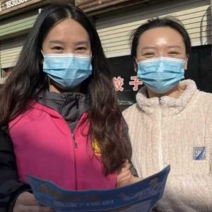 【新乡】中州佳苑小区：2月11日下午暖心开展“护骨现在做 健康为家国”公益活动