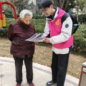 【郑州】假日蓝湾小区：2月22日上午暖心开展“护骨现在做 健康为家国”公益活动