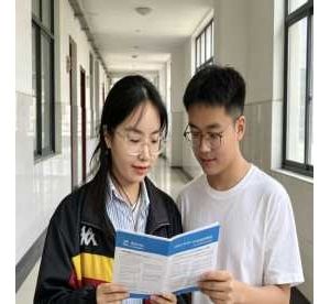【郑州】4月26日杜鑫欣开展第3场“护骨现在做 健康为家国”公益活动