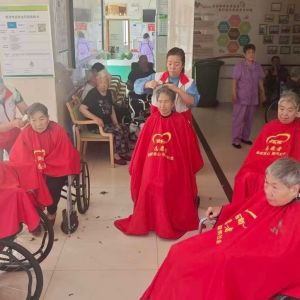 义剪”情深！巩义爱心桥为颐养院老人免费理发7年