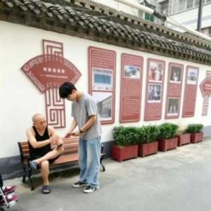 【濮阳】7月18日闫韶博开展第2场“护骨现在做 健康为家国”公益活动